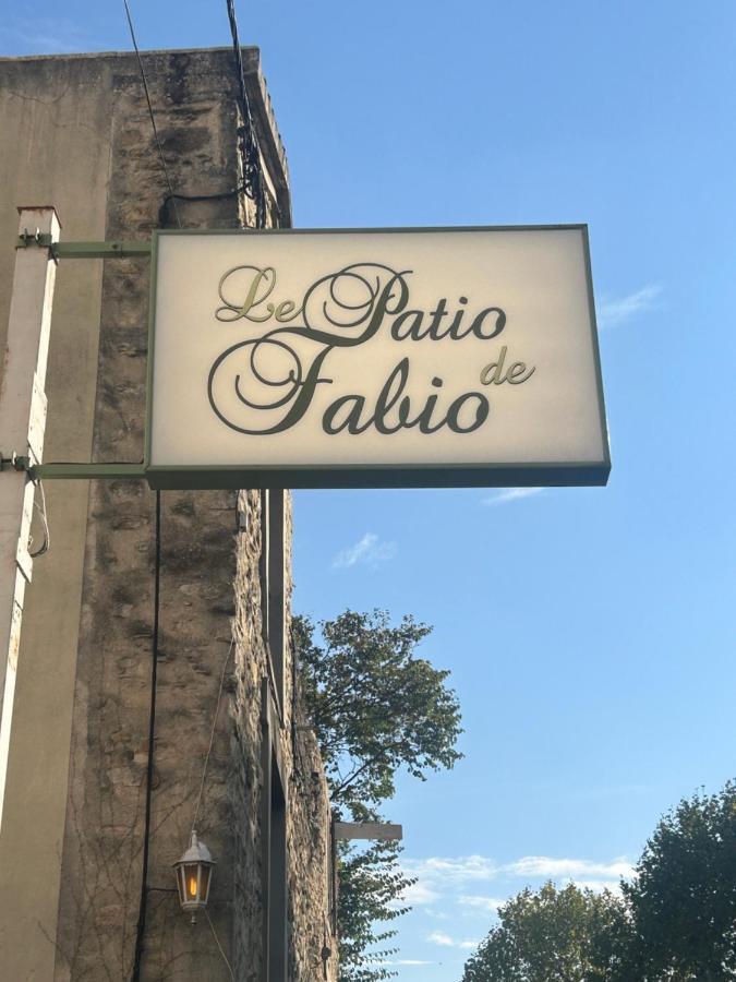 Hotel Le Patio De Fabio Bollène Exteriér fotografie